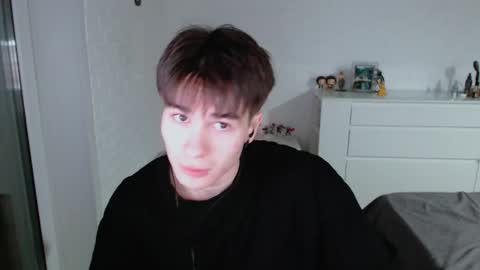 charleshanson69 online show from 11/05/25, 04:29