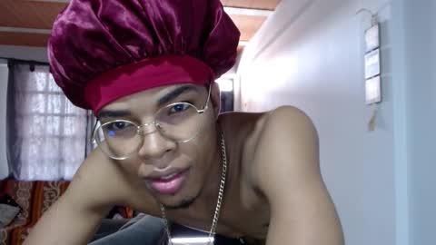 Snapshot of charlesshorny chatting on 11/09/25, 12:47 charlesshorny online show from 11/09/25, 12:47