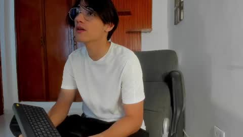 charley_morgan online show from 03/04/25, 06:29