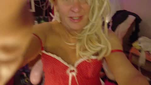 Charli online show from 11/01/25, 12:56