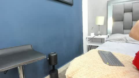 Charlie Musk online show from 06/01/26, 11:23