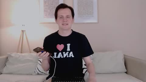 Charley online show from 11/06/25, 07:15