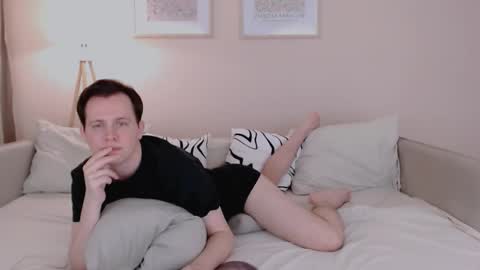 Charley online show from 11/07/25, 06:30