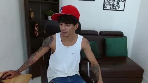 Snapshot of charlie_oconnor chatting on 02/12/25, 04:54 Charlie oconnor online show from 02/12/25, 04:54