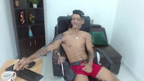 Snapshot of charlie_oconnor chatting on 02/18/25, 04:58 Charlie oconnor online show from 02/18/25, 04:58