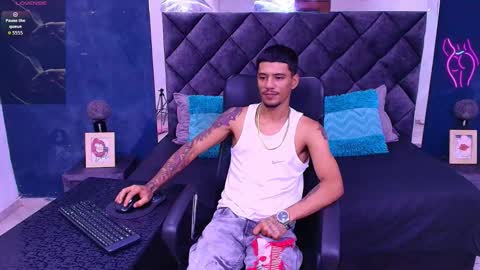 Snapshot of charlie_oconnor chatting on 02/27/26, 04:45 Charlie oconnor online show from 02/27/26, 04:45