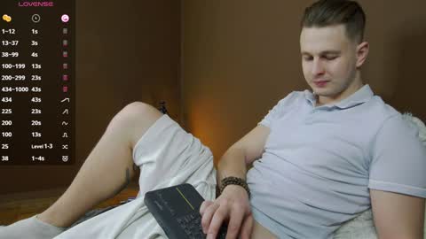 Snapshot of charlie_smiley chatting on 12/05/24, 10:23 Charlie Smiley online show from 12/05/24, 10:23