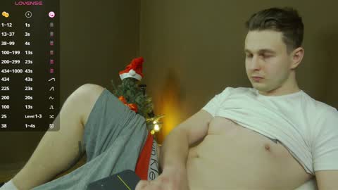 Snapshot of charlie_smiley chatting on 01/03/25, 10:19 Charlie Smiley online show from 01/03/25, 10:19