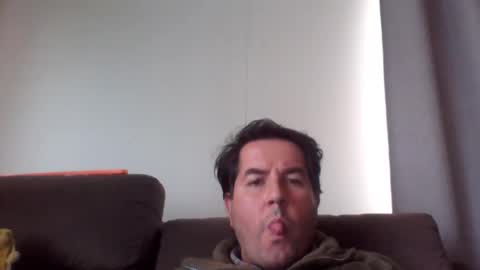 Snapshot of charlie_stone34 chatting on 05/12/26, 04:59 I am Charlie online show from 05/12/26, 04:59