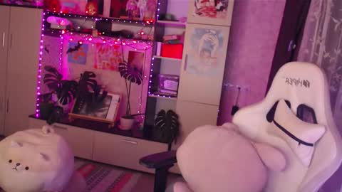 charlie online show from 12/20/25, 04:47