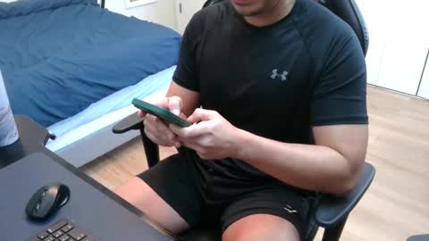 Snapshot of charliekkw chatting on 02/20/25, 04:14 charliekkw online show from 02/20/25, 04:14