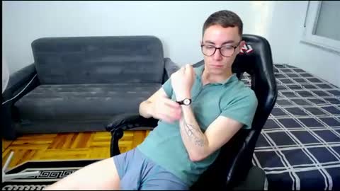 Snapshot of charlieseyer chatting on 07/02/26, 07:36 carlos reyes online show from 07/02/26, 07:36