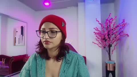 Charlie online show from 12/31/24, 11:42