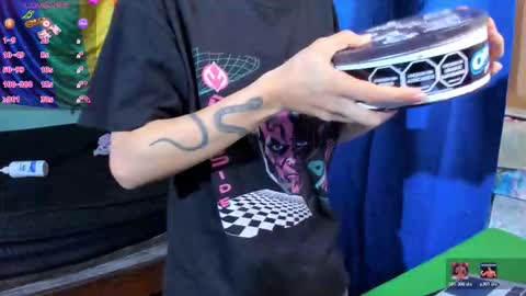 Charlie online show from 01/11/26, 11:54