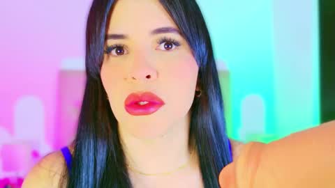 Charloott Evans online show from 11/11/25, 03:17