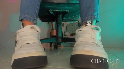 charlotte  grey online show from 11/26/25, 08:32