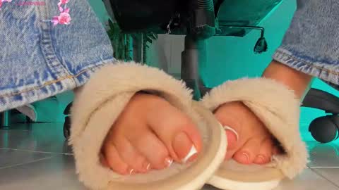 charlotte  grey online show from 02/18/26, 08:38