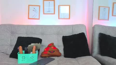 Charlotte online show from 03/31/26, 10:26