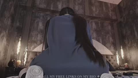 Charlotte online show from 02/12/25, 07:24