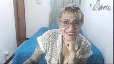 Snapshot of charlotte_gray_1 chatting on 03/03/26, 01:39 Charlotte online show from 03/03/26, 01:39