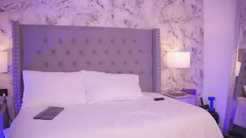 Snapshot of charlotte_harriz chatting on 02/07/26, 01:09 Charlotte online show from 02/07/26, 01:09