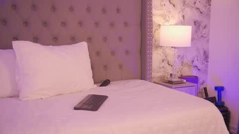 Snapshot of charlotte_harriz chatting on 02/12/26, 04:18 Charlotte online show from 02/12/26, 04:18