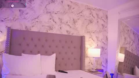 Snapshot of charlotte_harriz chatting on 02/22/26, 03:40 Charlotte online show from 02/22/26, 03:40