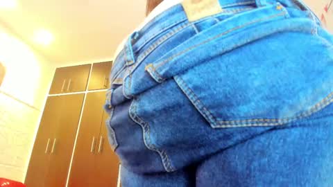 Charlotte Icee online show from 02/24/25, 05:42