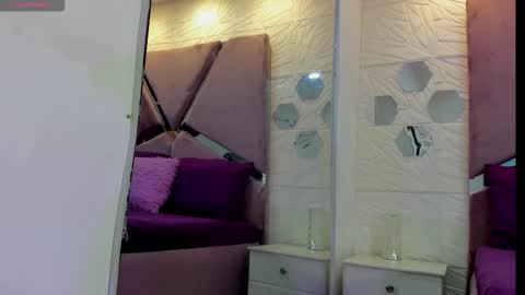 Charlotte Icee online show from 09/27/25, 04:45