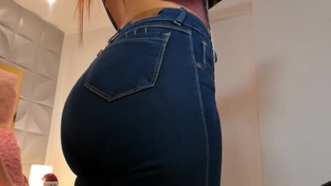 Charlotte Icee online show from 01/08/26, 03:03