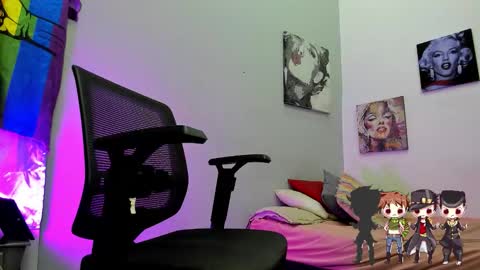 Charlie  online show from 09/16/25, 10:49