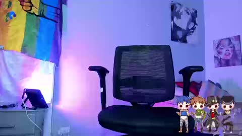 Charlie  online show from 09/23/25, 04:15