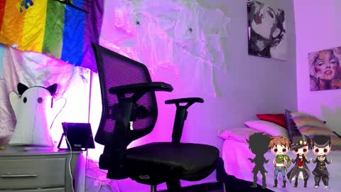 Charlie  online show from 10/02/25, 04:08