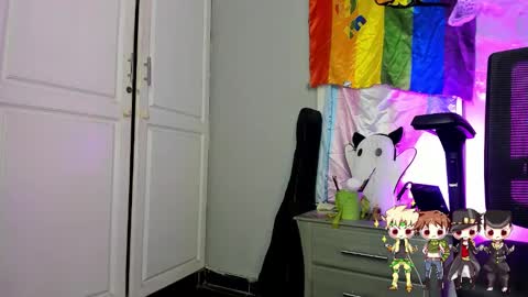 Charlie  online show from 10/28/25, 04:16