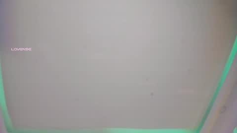 Snapshot of charlotte_line chatting on 10/10/25, 05:45 charlotte_line online show from 10/10/25, 05:45