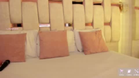 Snapshot of charlotte_line chatting on 10/15/25, 05:02 charlotte_line online show from 10/15/25, 05:02