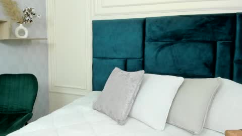 Charlotte Mayers online show from 02/17/25, 11:23