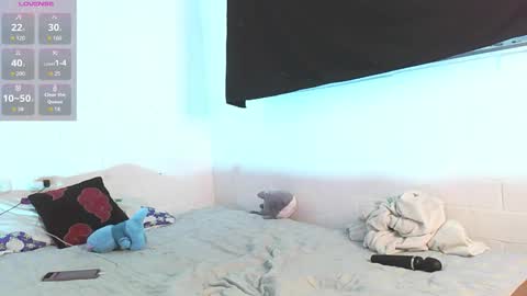 charlotte_morh_ online show from 11/18/25, 11:48