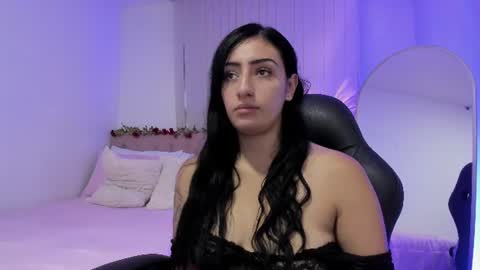 Charlotte   online show from 06/22/26, 11:07