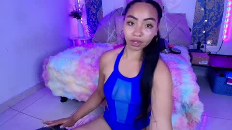 charlotte_princess_1 online show from 04/06/26, 06:25