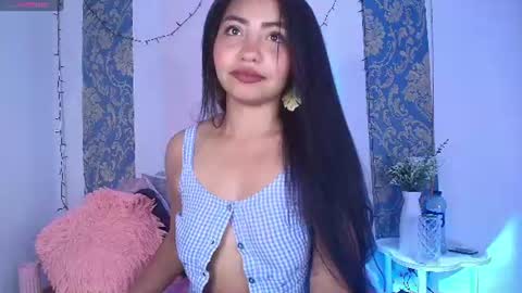 Snapshot of charlotte_princess_1 chatting on 07/25/26, 05:49 charlotte_princess_1 online show from 07/25/26, 05:49