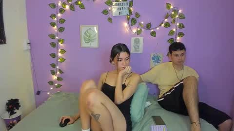 Snapshot of charlotte_queeen chatting on 02/15/25, 10:42 Charlotte online show from 02/15/25, 10:42