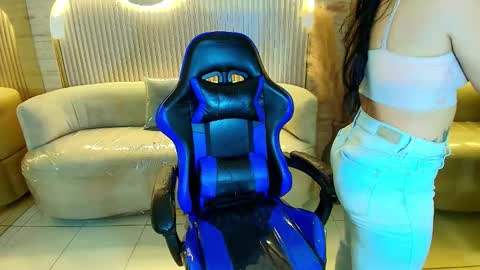 Charlotte  online show from 01/08/26, 03:31