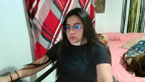 Snapshot of charlotte_richardson chatting on 02/01/26, 12:42 charlotte_richardson online show from 02/01/26, 12:42