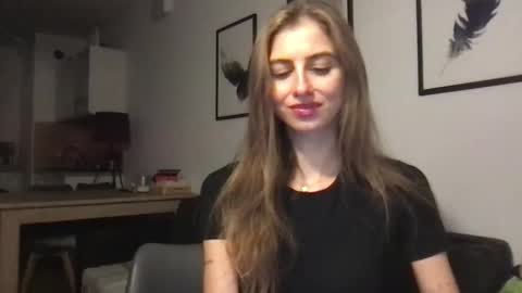 Charlotte Roche online show from 10/27/25, 03:38