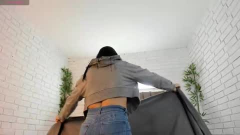 Charlotte  Everyday From 0700 to 1300 Col Time online show from 03/04/25, 10:57