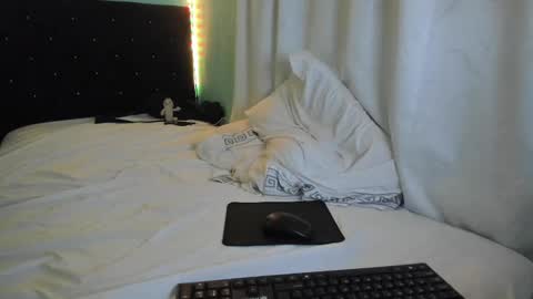 charlotte_xc online show from 02/23/25, 05:45