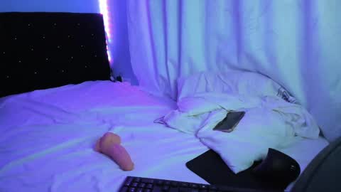 charlotte_xc online show from 03/08/25, 05:22