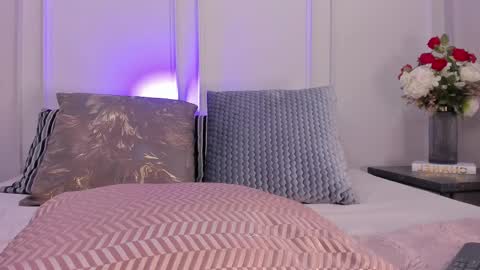 charlottebrownn_ online show from 03/05/26, 10:06