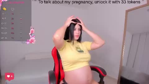Snapshot of charlottecamgirls chatting on 06/14/26, 12:08 Katherine online show from 06/14/26, 12:08